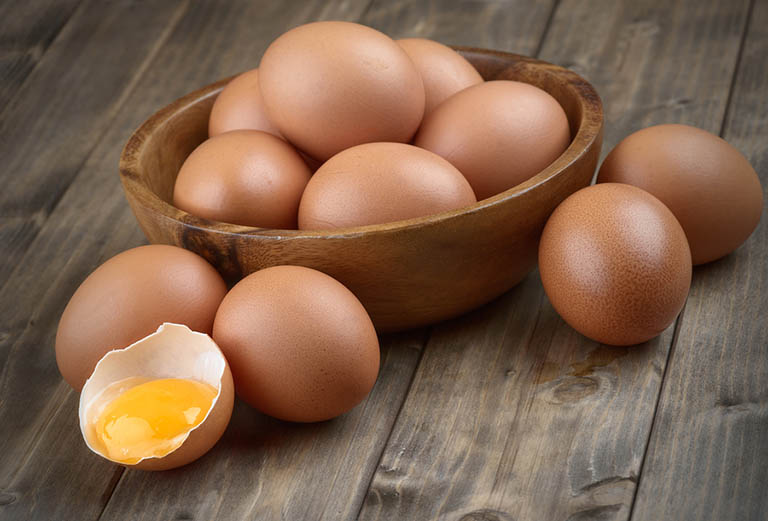 Những điểm bạn cần biết khi sử dụng trứng gà chữa xuất tinh sớm